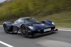 Aston-Martin-Valkyrie-2