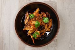 La-Olla-de-Sichuan-ensalada-de-tiras-de-pollo