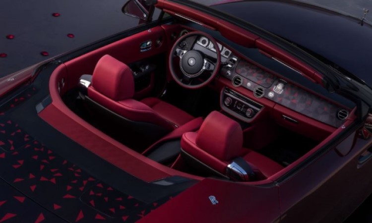 Rolls Royce La Rose Noire