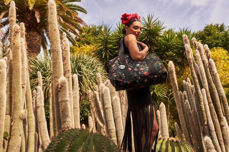 KIPLING X FRIDA KAHLO