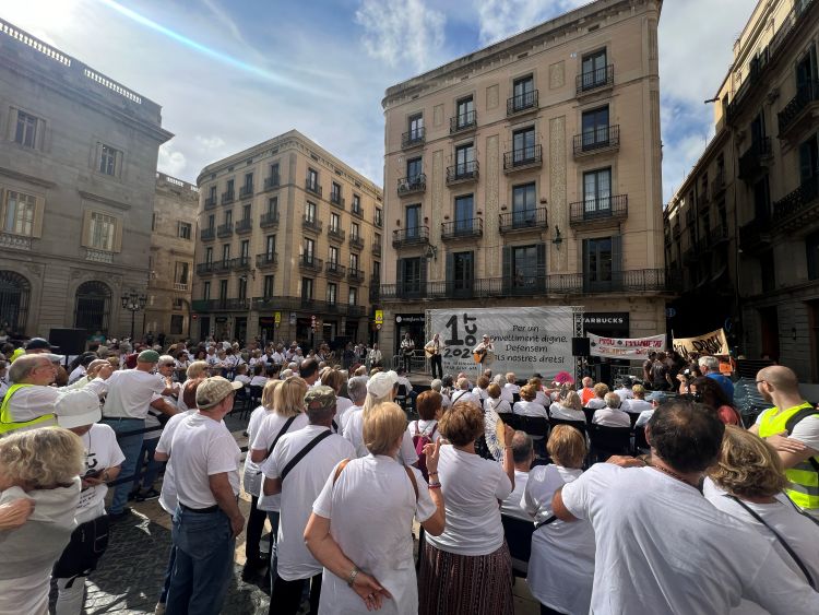 Barcelona es prepara per a celebrar una gran mobilització contra l’edatisme l'1 d’octubre, Dia Internacional de les Persones Grans