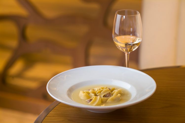 Plato del menú de Arrels Navidad 2025