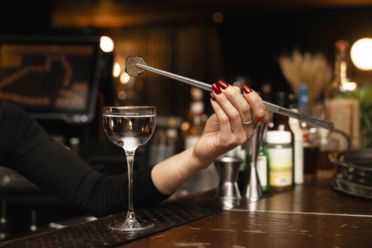 Coctel de trufa en MR PORTER Barcelona