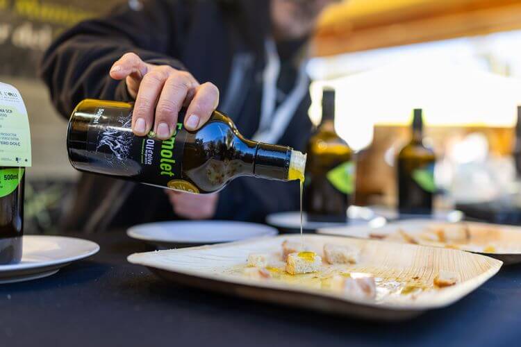 Mercado de aceite nuevo Mercado de aceite nuevo