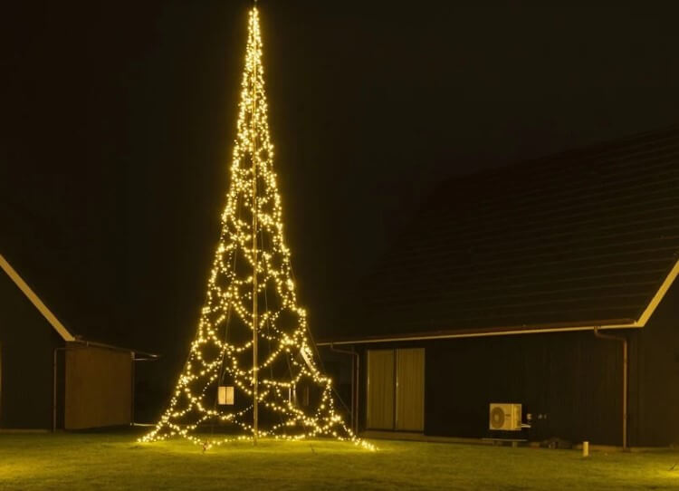 asta de navidad iluminada arbol