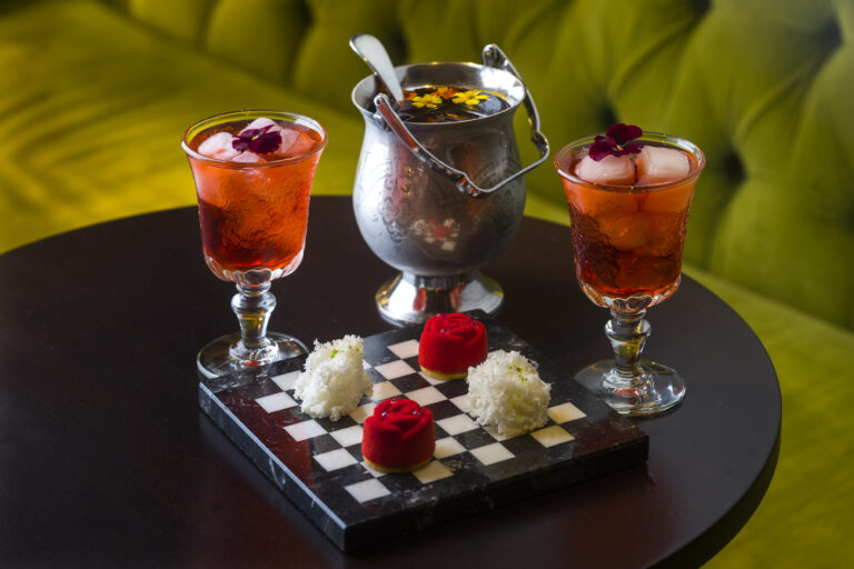 Sant Jordi en Hotel Edition